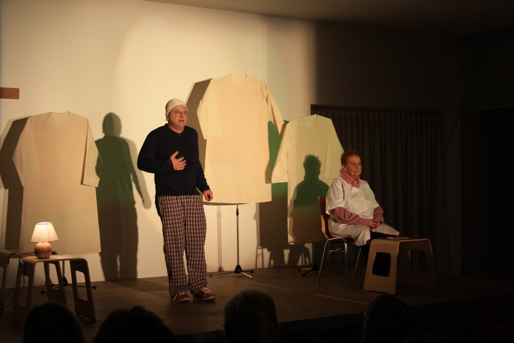 Theater OSKAR im Pfarrsaal 2013 _8_.jpg
