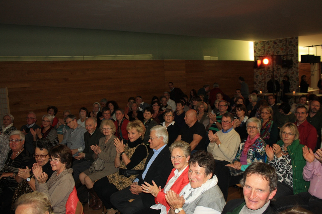 Theater OSKAR im Pfarrsaal 2013 _18_.jpg