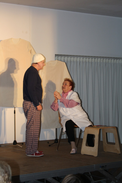 Theater OSKAR im Pfarrsaal 2013 _11_.jpg