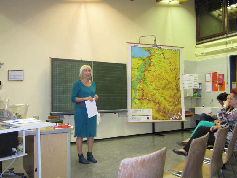 Bibliothek_Er__ffnung 024.JPG