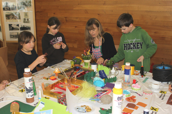 Pfarre OSTERBASTELN 2010 _4__jpg-1269414245