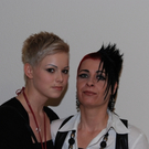 tn_Raphaela_ unser Lehrling im 2_ Lehrjahr mit Model Claudia.JPG