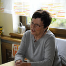 Leihoma sein in Wien: Hildegard R. beim Gespräch mit VIENNA.AT