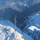 Der neu montierte Windmast auf 2.991 m Seehöhe liefert aktuellste Wetterdaten – es ist die höchstgelegene Anlage der ÖBB-Infrast