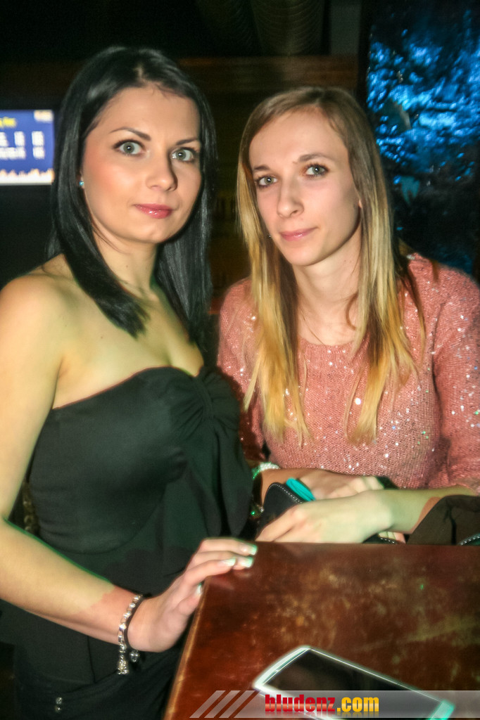 13299569.jpg