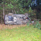Unfall auf der B17 in NÖ: Pkw überschlug sich gegen Bäume