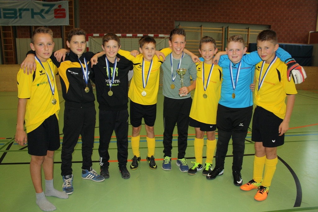 H__rbranz Fu__ball Nachwuchs U 13 HALLE 16-11-2013 _18_.jpg