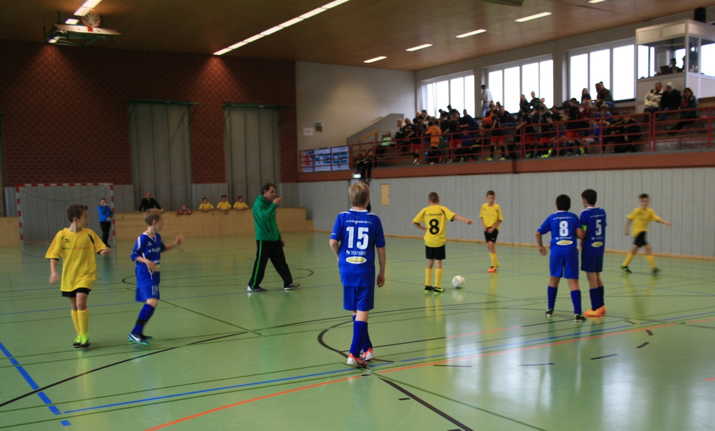 H__rbranz Fu__ball Nachwuchs U 13 HALLE 16-11-2013 _13_.jpg