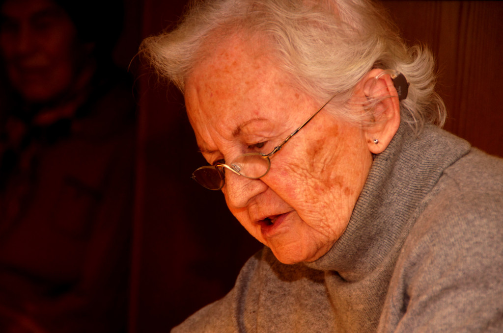 Rezitorin Edith Witzemann _04_.JPG