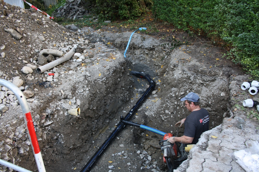 Alberloch B Wasserleitung neu 23-09-2013 _2_.jpg