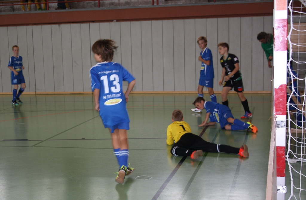 Fu__ball Nachwuchs U 11 HALLE 16-11-2013 _8_.jpg