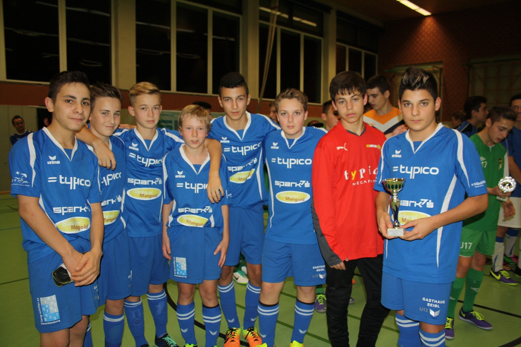 Fu__ball Nachwuchs U 16 HALLE 17-11-2013 _1_.jpg