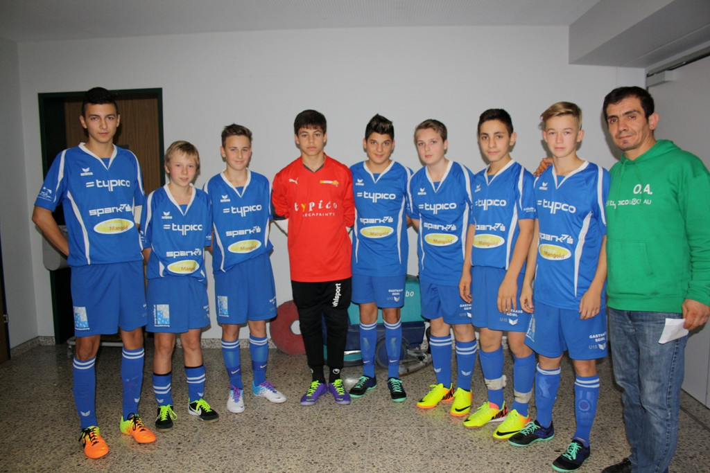 Fu__ball Nachwuchs U 16 HALLE 17-11-2013 _25_.jpg