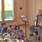 14 Gem__tliches Singen und Musizieren mit Ziehharmonikaspieler Edi Walser.JPG