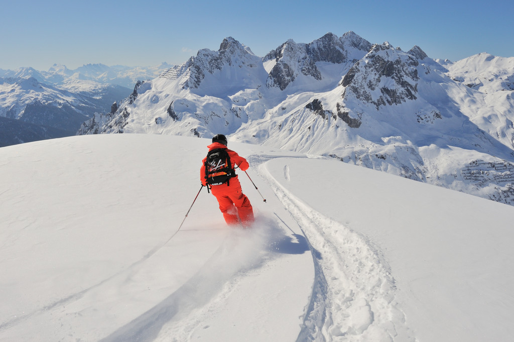 Lech_Zuers_am_Arlberg_Freeskier_by_Sepp_Mallaun____Lech_Zuers_Tourismus_GmbH.jpg