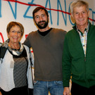 06 Manfred Entner mit seinen Eltern Herlinde und Siegfried.JPG