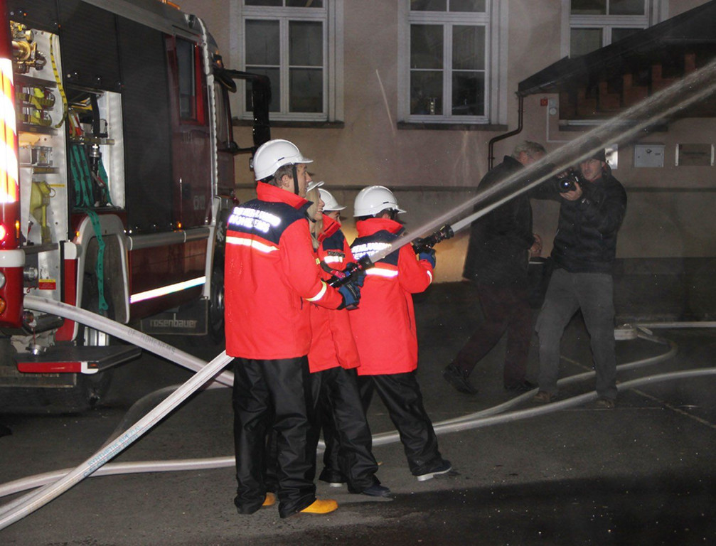 Feuer5Wasser.jpg