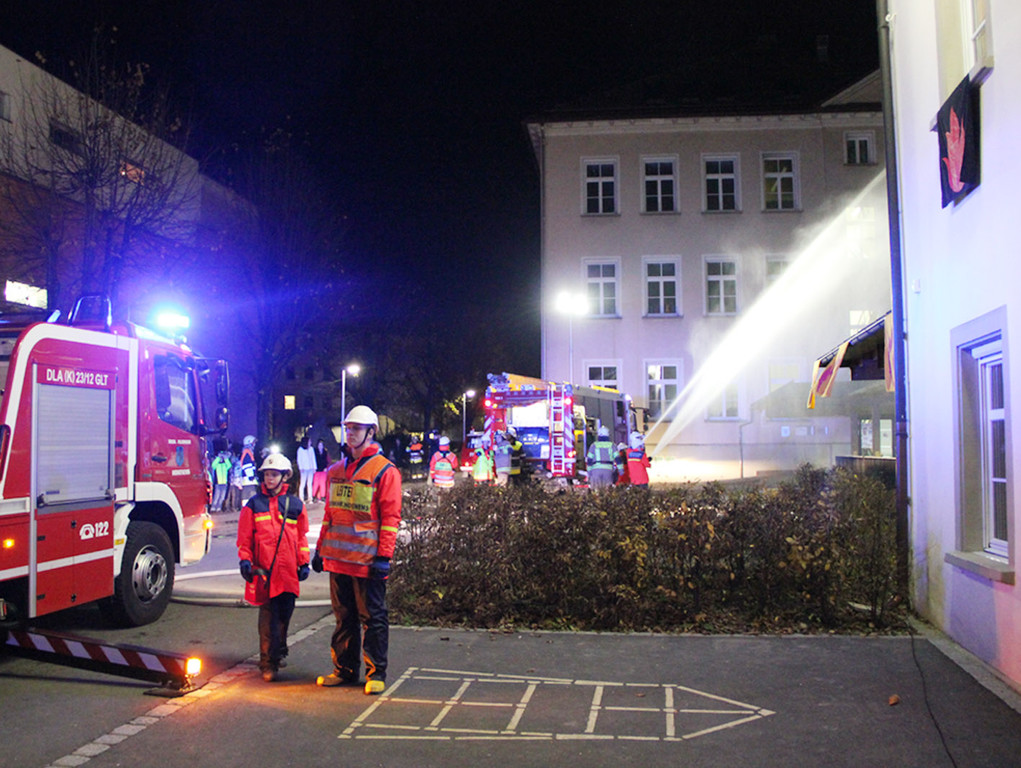 Feuer2Wasser _.jpg