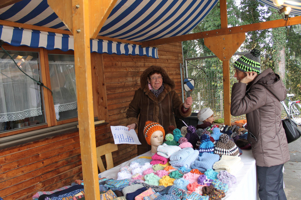 Adventmarkt des Sportvereins 007.JPG