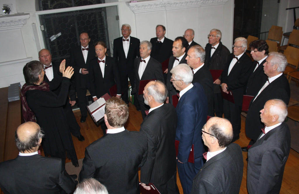 Adventkonzert M__nnergesangverein 2013 _11_.jpg