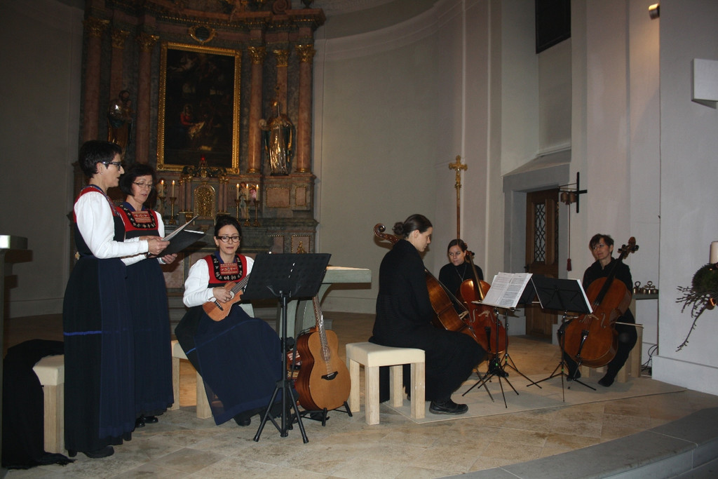 Adventkonzert M__nnergesangverein 2013 _20_.jpg