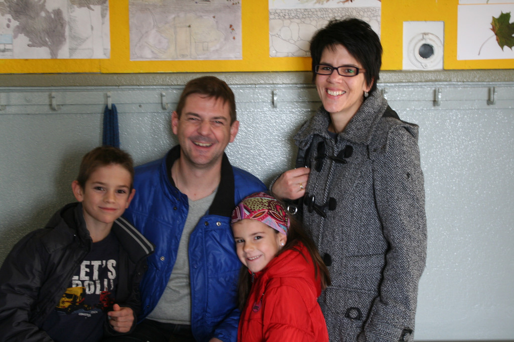 Fam_ K__nig informierte sich.JPG