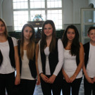 T__nzer_innen_ Madlene_ Leonie_ Simone_ Rojin und Nicholas.JPG