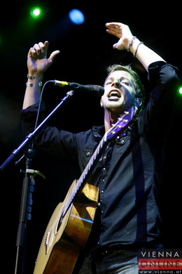 JAMES MORRISON - Nuke  Festival Wiesen 2009 - florian wieser _8_.jpg