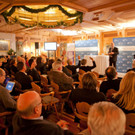 Beim 7. Mediengipfel am Arlberg diskutieren Medienvertreter, Politiker, Unternehmer und Wirtschaftsexperten zum Thema "Euro