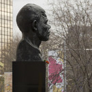 Statue London AP 1.jpg
