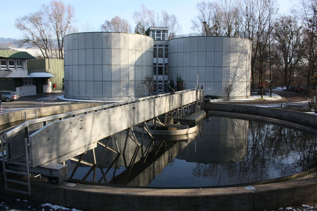 ARA Fotovoltaikanlage Neu 2013 _8_.jpg