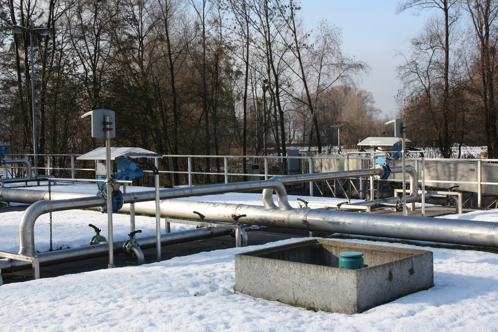 ARA Fotovoltaikanlage Neu 2013 _11_.jpg