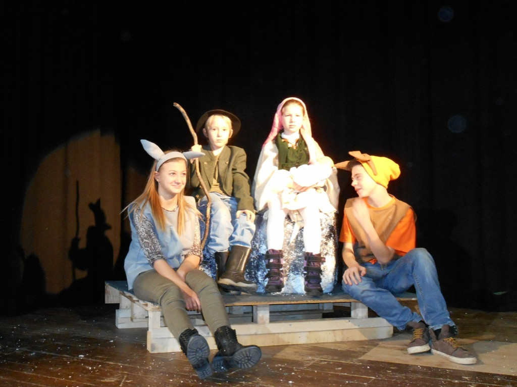 KOE_Kindertheater Goefis 5.jpg