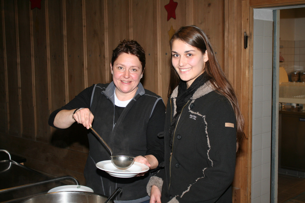 Nach dem Konzert gab es eine warme Gerstensuppe.JPG