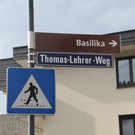 Thomas-Lehrer-Weg, Treietstraße und Valdunastraße