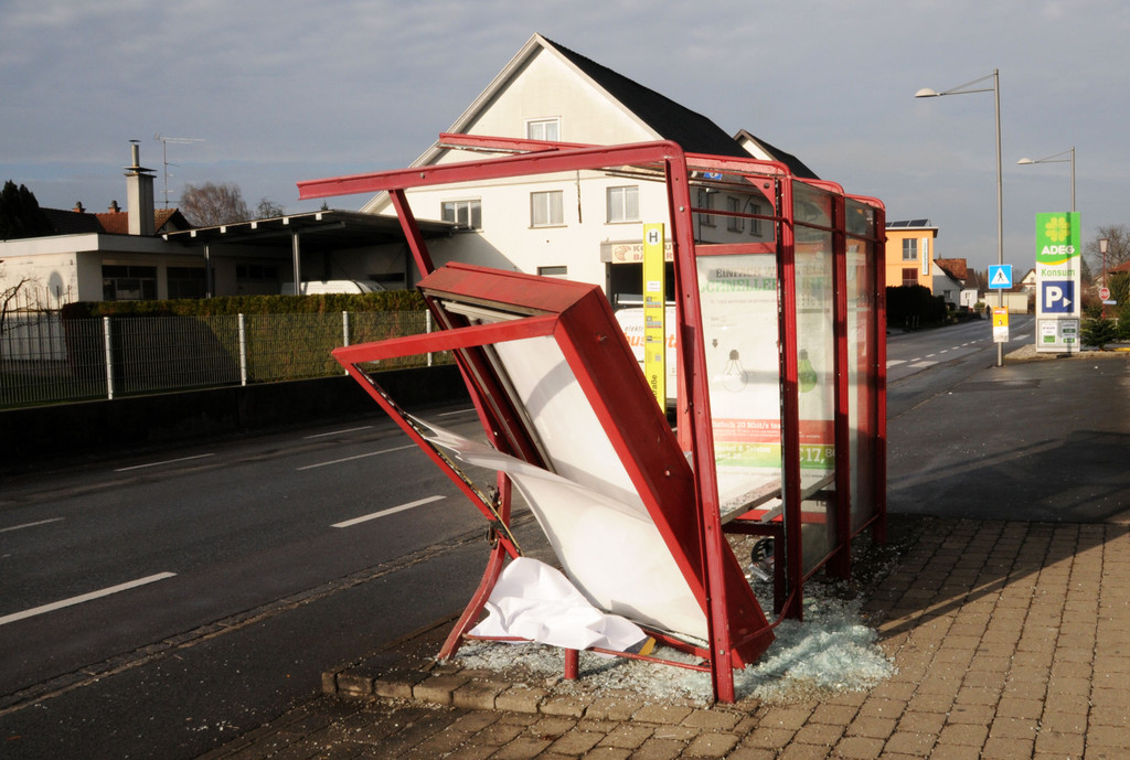 Glatteisunfall Ho__chst 14-12-2013 61.jpg