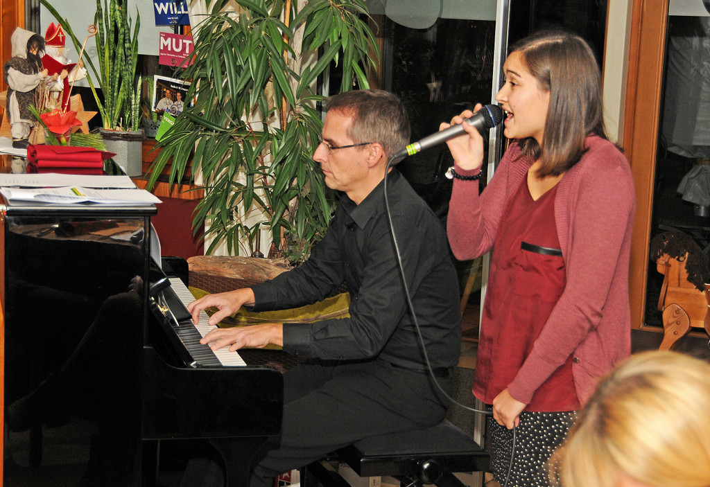 Frauenbewegung Ho__chst 09-12-2013 8.jpg