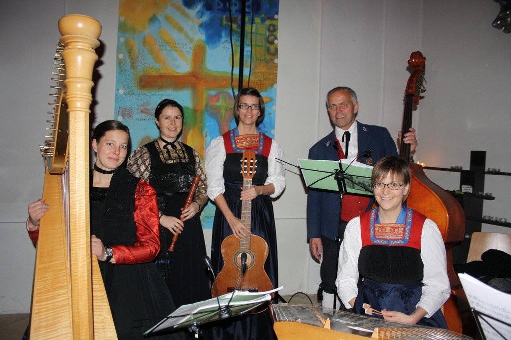 MV Lochau Adventkonzert 2013 _24_.jpg
