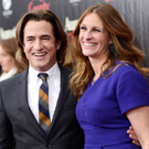Julia Roberts it Dermot Mulroney AP.jpg