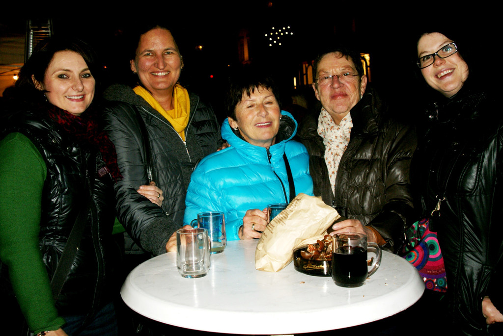 10 v_li_ Marion_ Birgit_ Elisabeth_ Edith_ Ursula.JPG