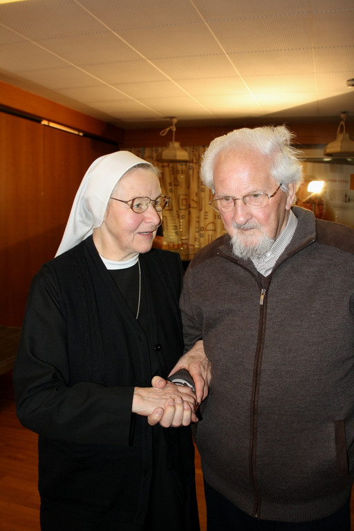 Jesuheim WEIHNACHTSFEIER 2013 _2_.jpg