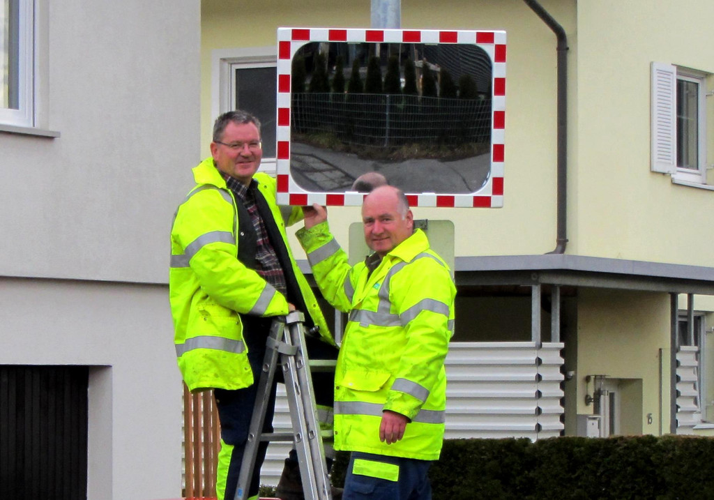 Verkehrsspiegel.JPG