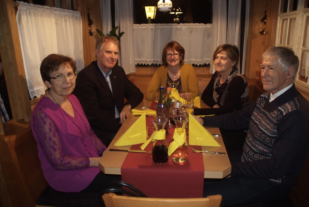 KPV - Mitglieder mit Ehepaar Huber.JPG