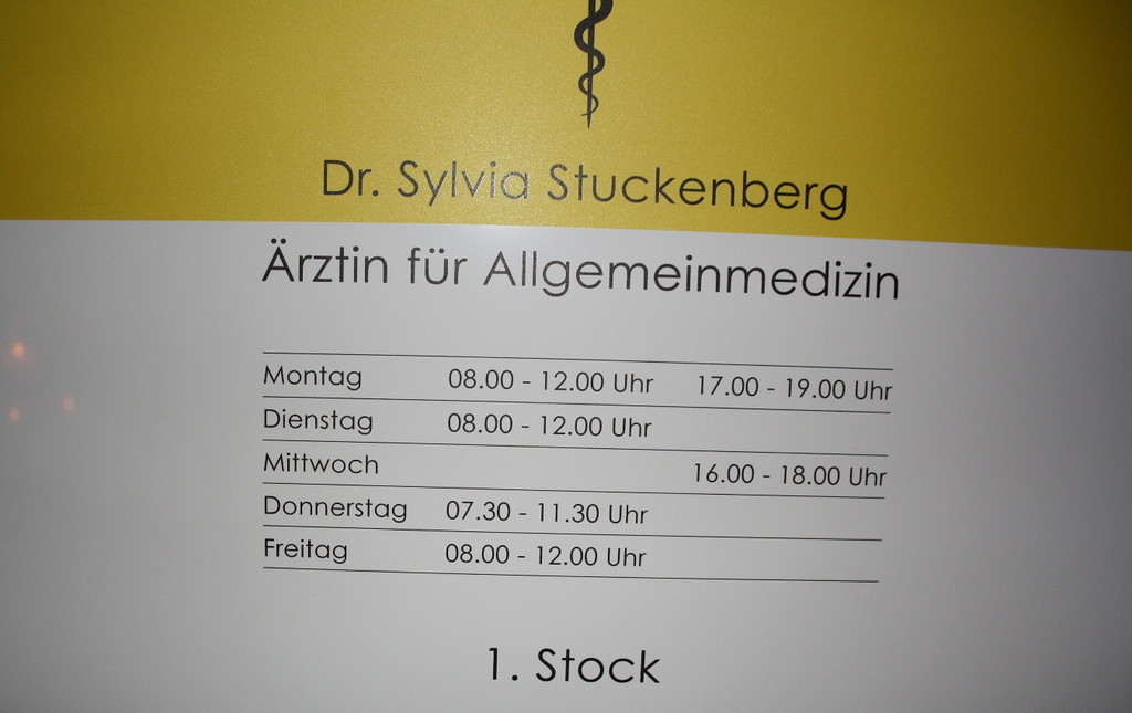 Arztpraxis STUCKENBERG Er__ffnung 2014 _24_.jpg