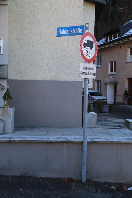 Haldenstra__e_1.JPG