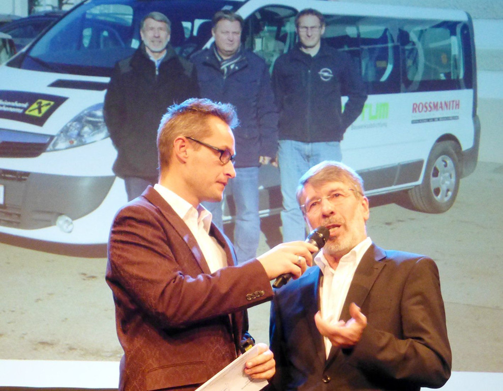 Sport25Felder_Bus.jpg
