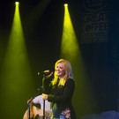 Kelly Clarkson im Green Mountain Coffee’s 