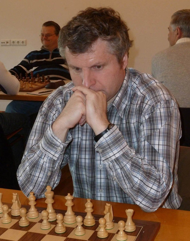Schach9Dmitry.jpg