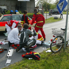 Archiv 2004: 72-jährige Radfahrerin lebensgefährlich verletzt