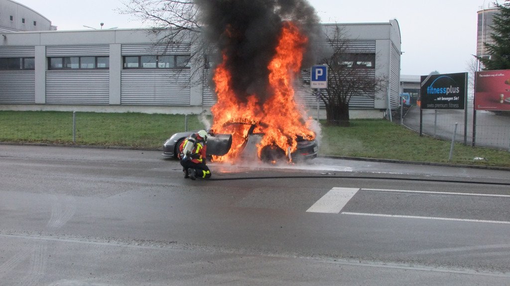 porsche.jpg